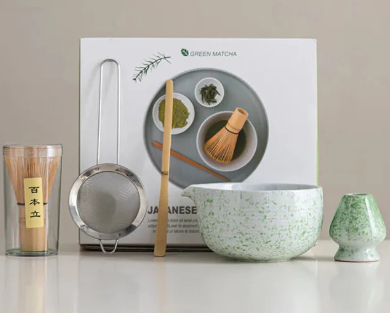 Ceramic Matcha Bowl Set Natural Size Standard High-Quality with Whisk